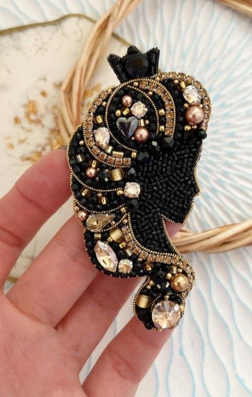 Broche artesanal