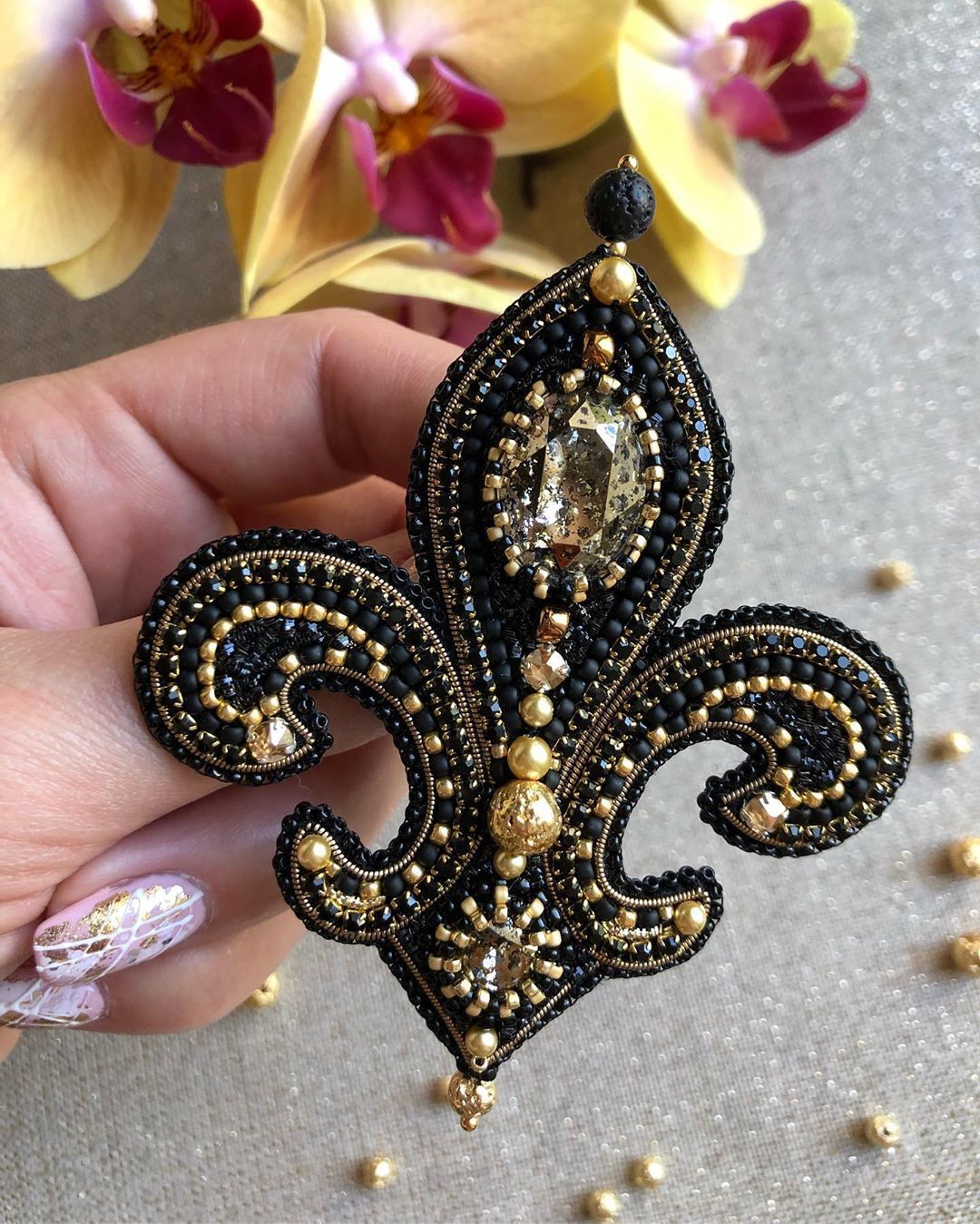 Broche artesanal